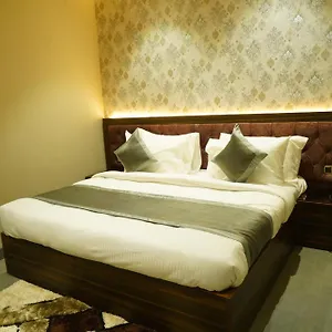 3* Hotel Well Zirakpur
